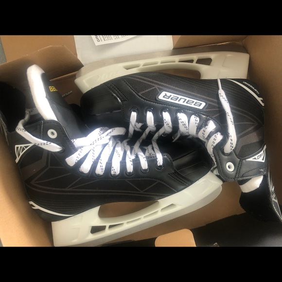 Bauer Other New Mens Bauer Supreme Ice Skates Size 85 Poshmark